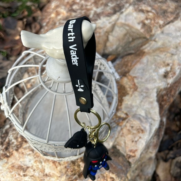 🌌Dart Vader keychain🌌 - Picture 2 of 2